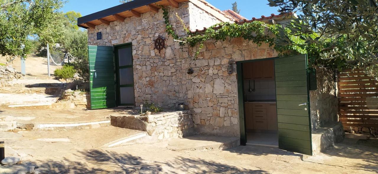 Robinson House Kata Villa Милна Екстериор снимка